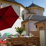 Fresh, Relax & Sun Historic Center